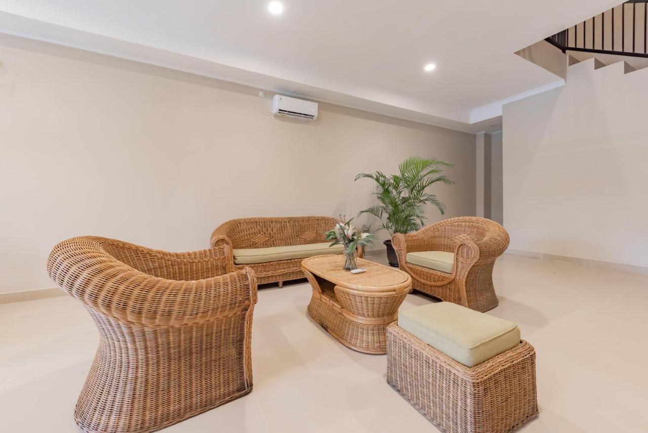 Reddoorz Plus Near Surapati Core باندونج المظهر الخارجي الصورة