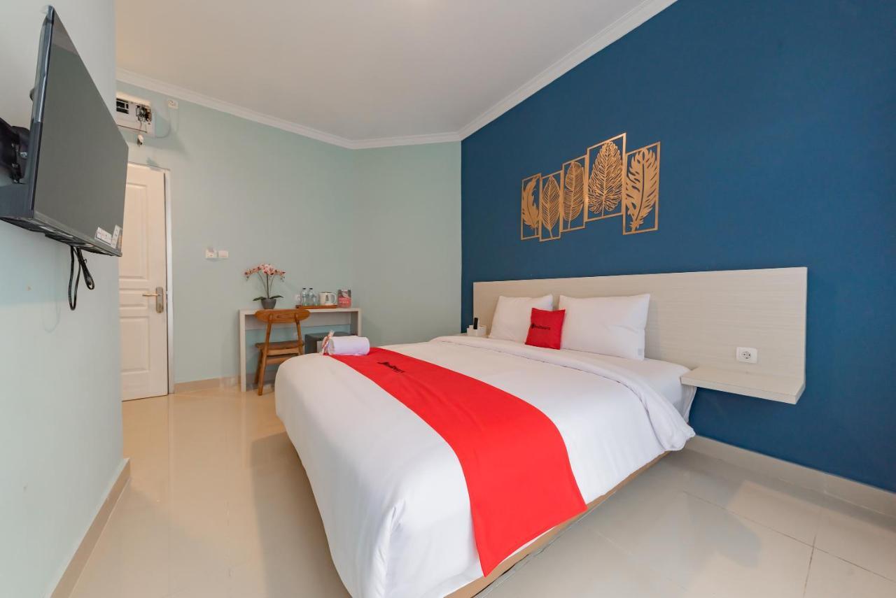 Reddoorz Plus Near Surapati Core باندونج المظهر الخارجي الصورة